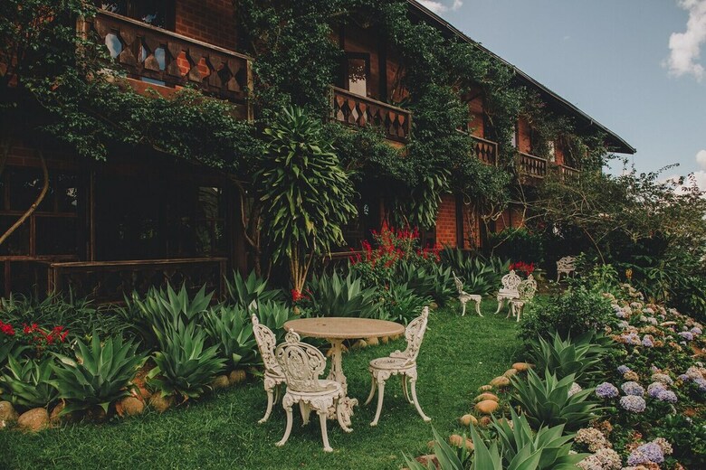 Hostal Pousada Pedra Azul