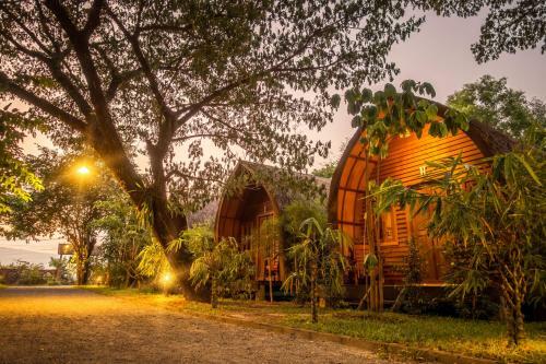 Hotel Bamboo Bungalow