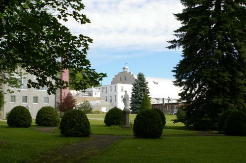 Bed & Breakfast Auberge De L'abbaye D'oka