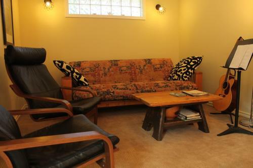 Hostal Revelstoke Mountain B&B Guesthouse