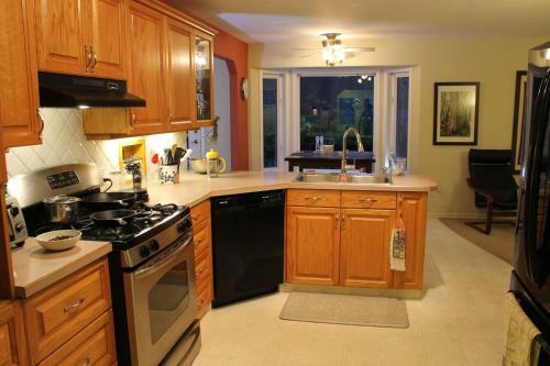 Hostal Revelstoke Mountain B&B Guesthouse