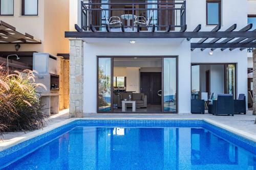 Villa Greko Mare Front Line