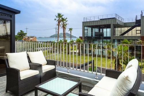Aguila Hotel Jeju Oceano Suite