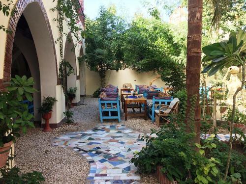 El Fayrouz Hotel
