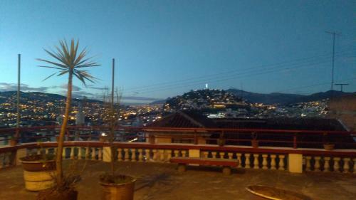 Quito Family And Youth Hostel