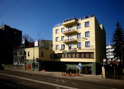 Hotel Maty?�k