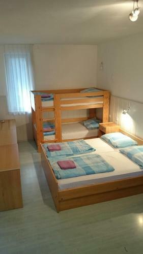 Hostal Dom Mladinske Knjige Fiesa
