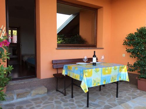 Apartments Krt Mirko