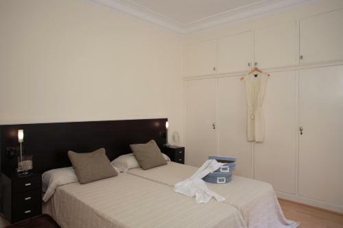 Classbedroom Apartments III