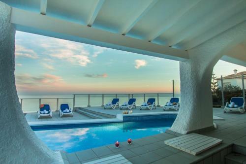 Abahana Villas Vertigo