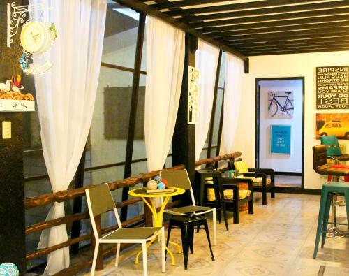 Mountain Breeze Hostel - Tagaytay Center