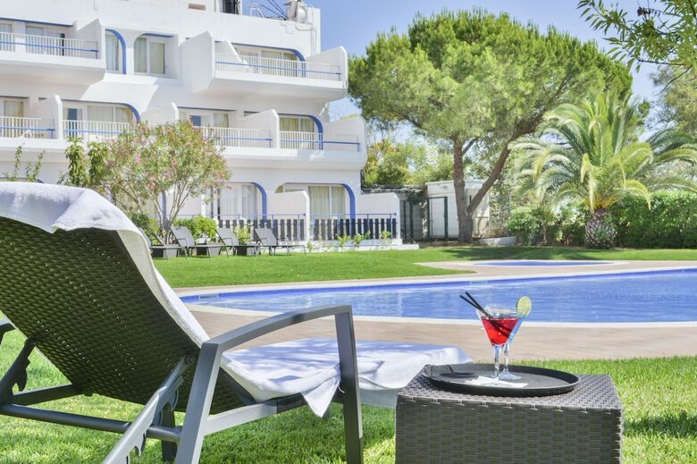 Carvoeiro Garden Hotel
