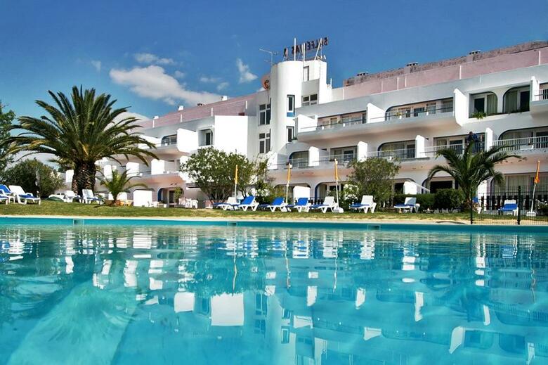 Carvoeiro Garden Hotel