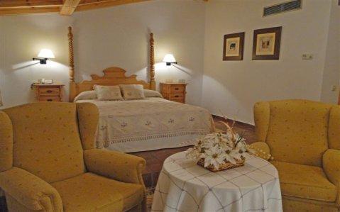 Hotel Rural El Curro