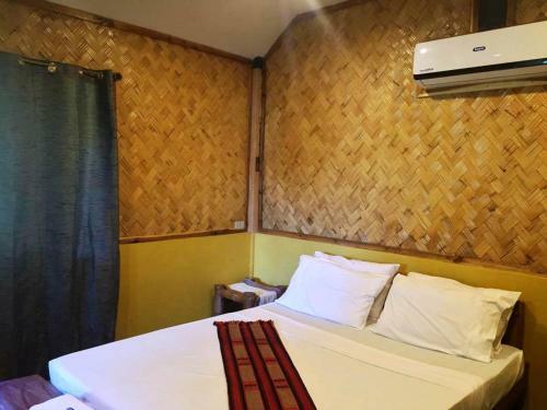 Hotel Garden Bay Beach Resort El Nido