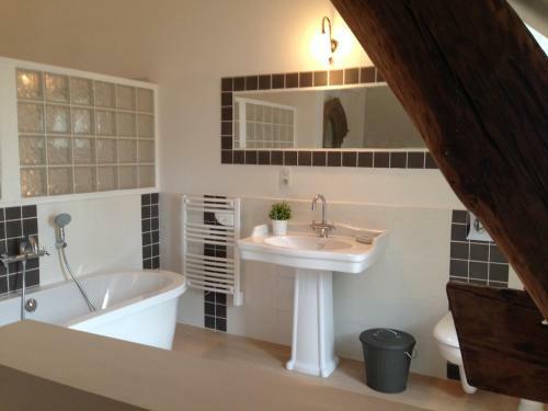 Bed & Breakfast Les Chambres D'h�tes Du Bois Joli