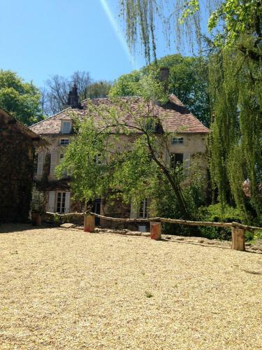 Bed & Breakfast Les Chambres D'h�tes Du Bois Joli