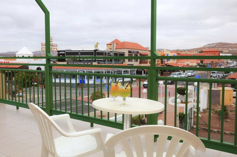 Apartamentos Caleta Garden