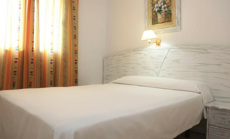Apartamentos Caleta Garden