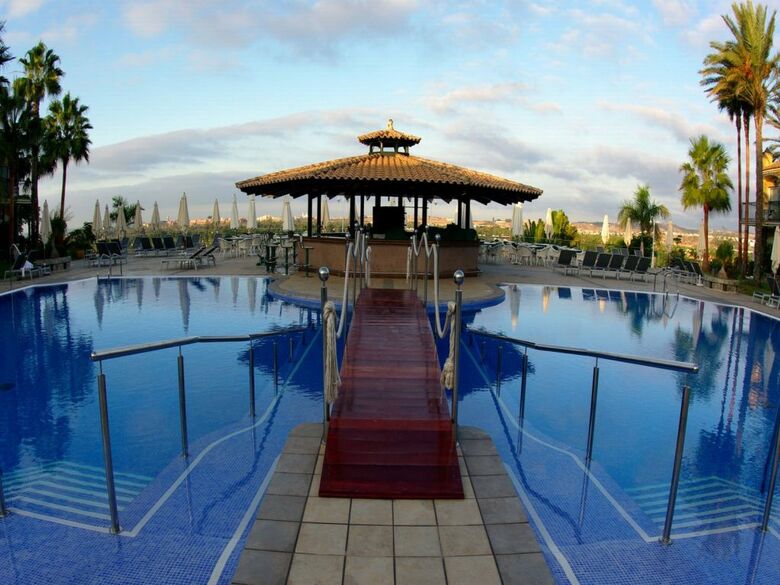 Hotel Vital Suites Residencia, Salud & Spa