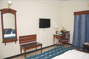 Hotel Ambica Empire