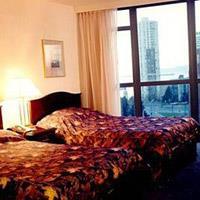 Executive Airport Plaza Hotel & Conference