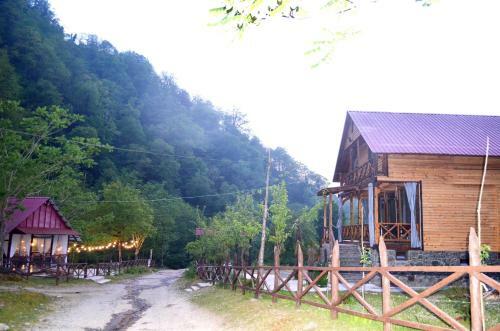Hostal Guest House Mtirala National Park