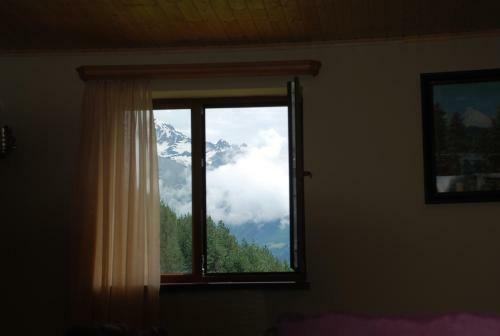 Hostal Guest House Lasili