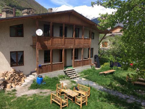 Hostal Guesthouse Edelweiss