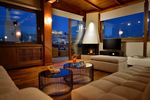 Apartment Karyatis