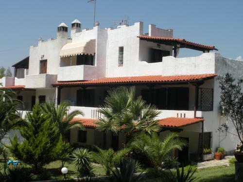 Cortessa Apartments