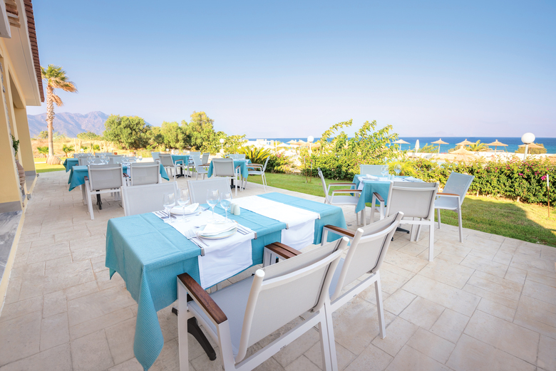 Grand Blue Beach Hotel