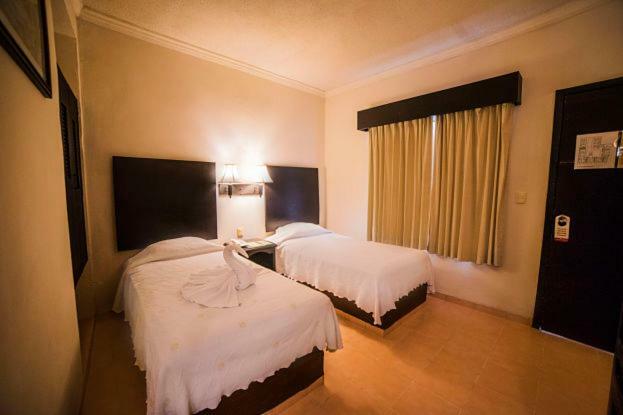 Hotel Marlon (.)