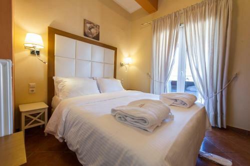 Apartamento Petros Penthouse & Studios