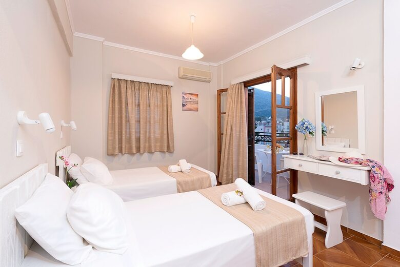 Kostas Apartments