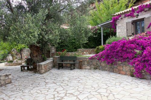 Kripia Holiday Villas