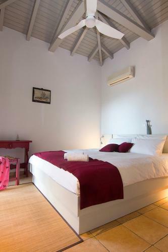 Kripia Holiday Villas