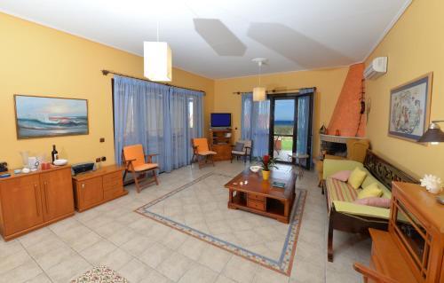 Galini Beach Villa