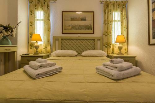 Elaia Villas