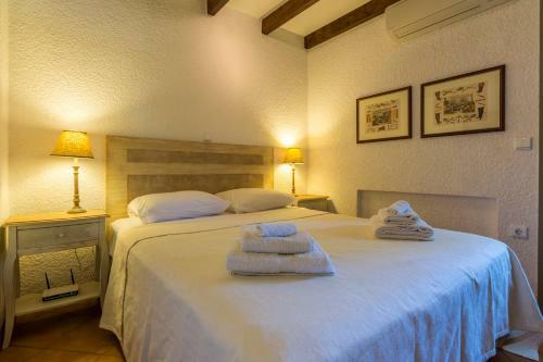 Elaia Villas