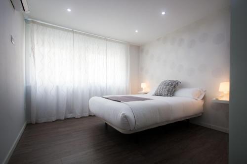 Apartments Holidays 2 Malaga Historic Center