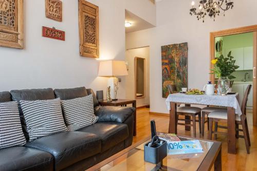 Apartments Holidays 2 Malaga Historic Center