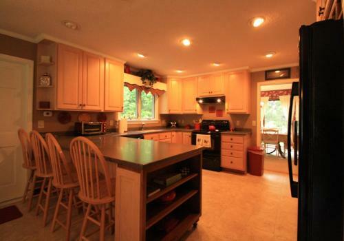 Hickory Manor