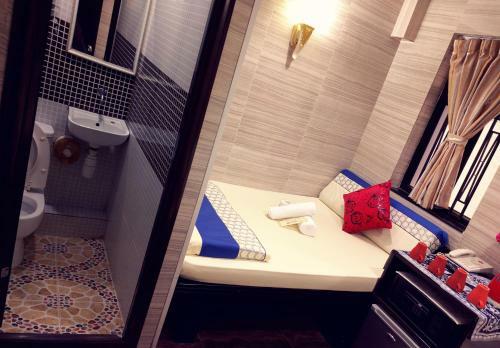 Hostal Dhillon Hotel
