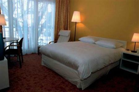 Parc Plaza Hotel