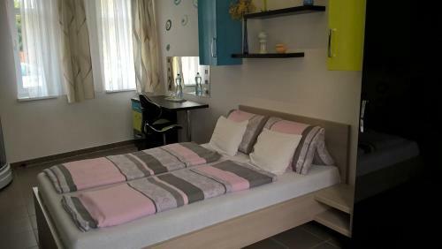 Hostal Kazinczy Apartment