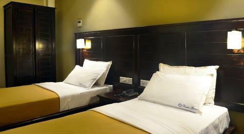 Hotel Ranis Grand
