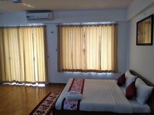 Bed & Breakfast Advantage 2 U Hospitality Kharadi, Pune
