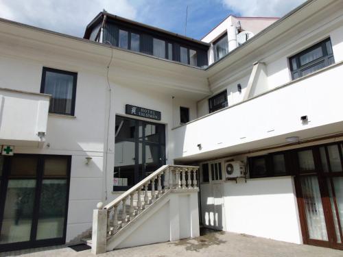 Hotel Talizm�n