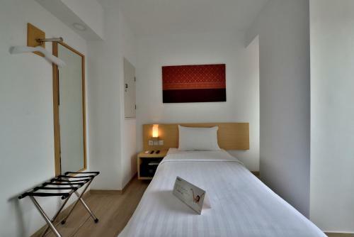 Whiz Hotel Sudirman Pekanbaru